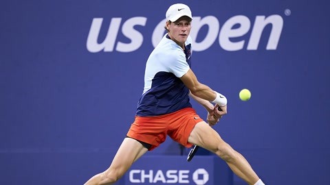 坎迪斯-帕克天空队3号球衣正式退役：她曾率队获得2021年总冠军